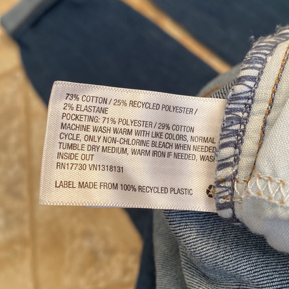 Universal Thread Mid Rise Skinny Jeans - Picture 6 of 6